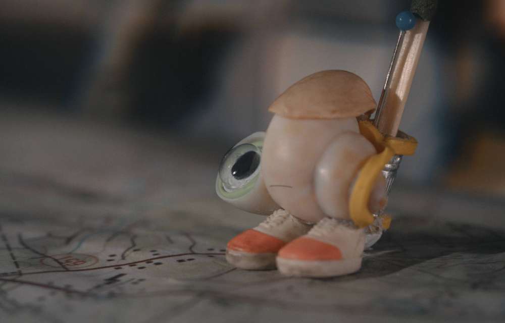 MARCEL THE SHELL WITH SHOES ON