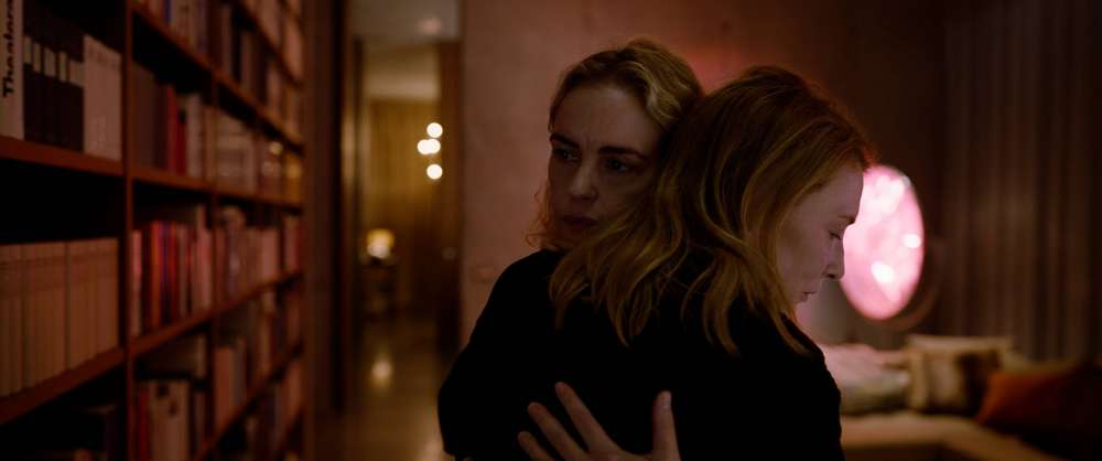 (L to R) Nina Hoss stars as Sharin Goodnow and Cate Blanchett stars as Lydia Tár in director Todd Field's TÁR, a Focus Features release. Credit: Courtesy of Focus Features